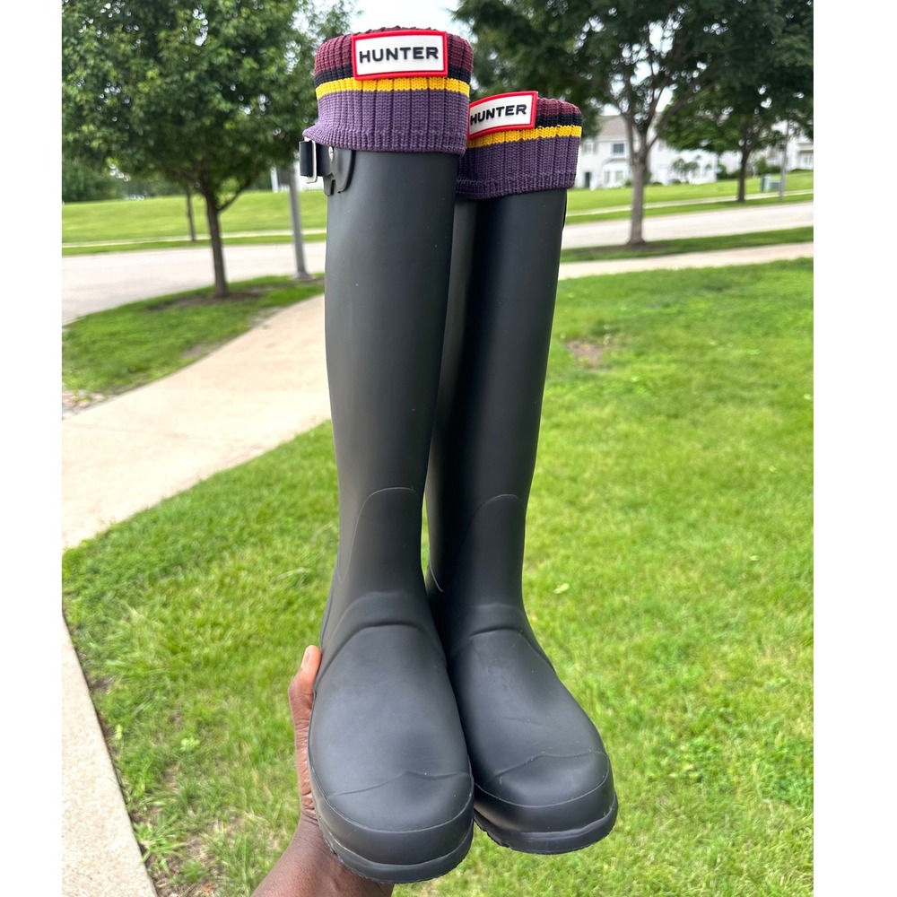 Hunter Women's Original Tall Rain Boots US Size 6 Matte Black With Boot Socks - Picture 9 of 15